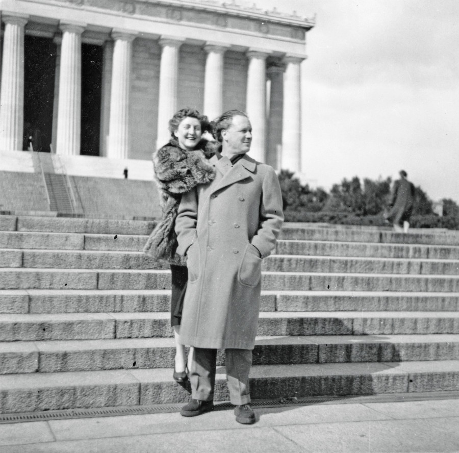 Marino-e-la-moglie-Marina-a-Washington-1950