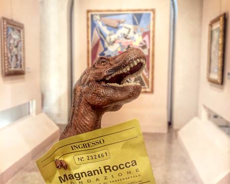 Un Tirannosaurus Rex alla Villa dei Capolavori